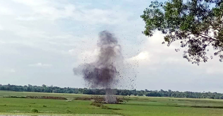 উদ্ধারের ৭ মাস পর অবিস্ফোরিত আর্টিলারি শেল ধ্বংস