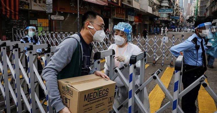 HK locks down thousands for compulsory Covid testing