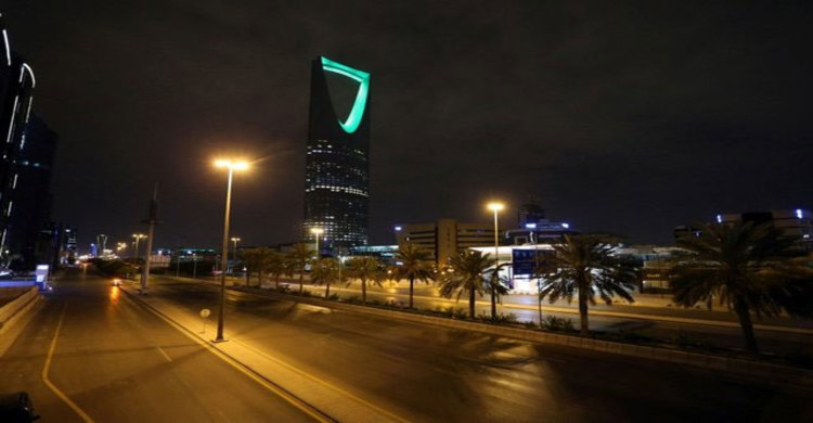 Saudi tightens coronavirus curfew
