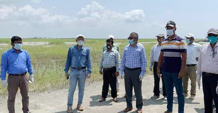 ঝুঁকিপূর্ণ এলাকায় বাঁধনির্মাণ অব্যাহত থাকবে