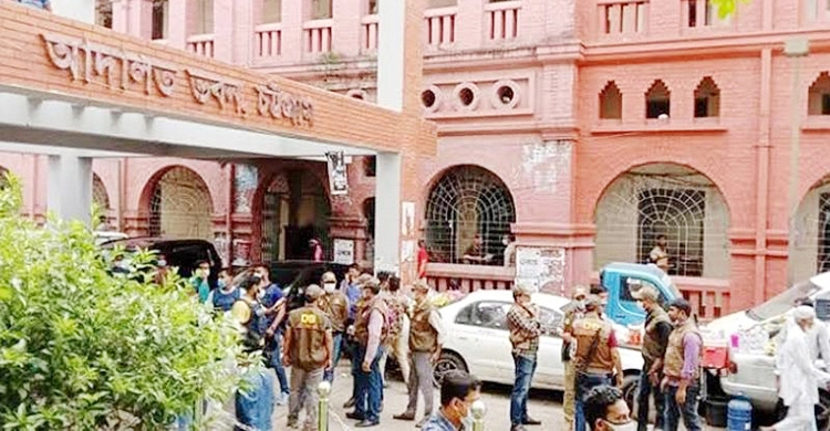 ভুয়া পরিচয়ে পেনশনের টাকা আত্মসাৎ মামলায় আসামির কারাদণ্ড