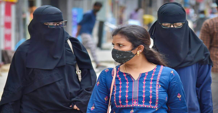 India reports 42,766 new Covid-19 cases, 1,206 deaths