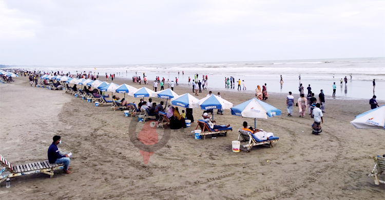 বিধিনিষেধ উঠতেই প্রাণ ফিরছে কক্সবাজারে