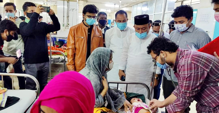 কাজে ফিরলেন কক্সবাজারের ইন্টার্ন চিকিৎসকরা