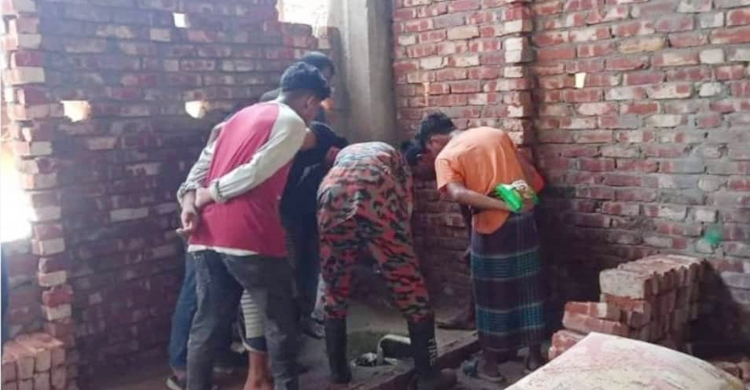 কক্সবাজারে সেপটিক ট্যাংকে নেমে দুই শ্রমিকের মৃত্যু