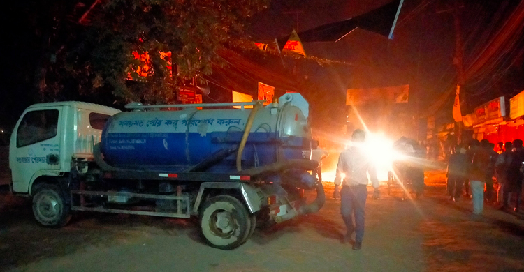 কক্সবাজারে মেয়রের নামে মামলা, পৌর পরিষদে নাগরিক সেবা বন্ধ