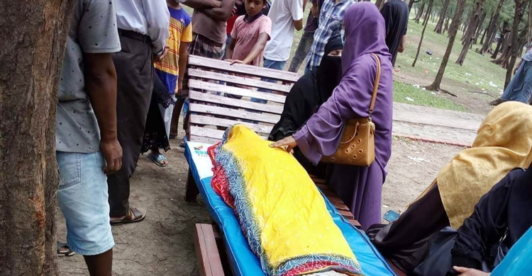 কক্সবাজার সৈকতে নিখোঁজ স্কুলছাত্রের মরদেহ উদ্ধার