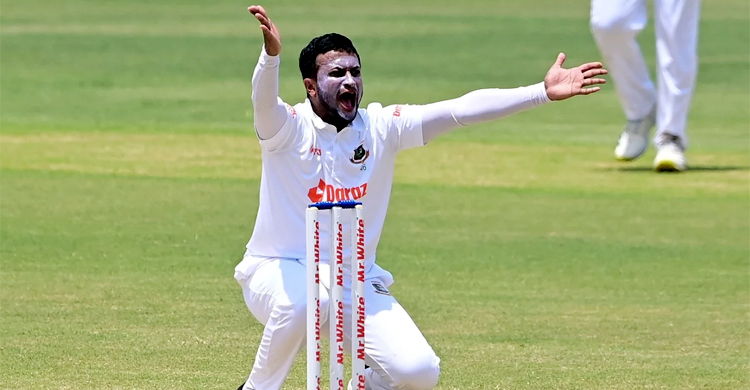 ঘূর্ণিজাদুতে করুনারাত্নের বাঁধ ভাঙলেন সাকিব