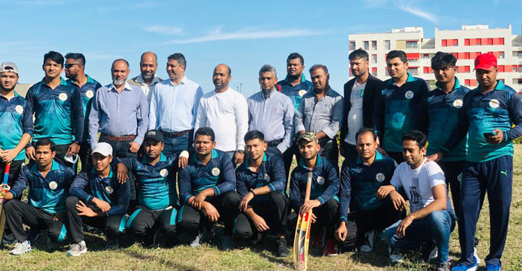 মাদ্রিদে বিজয় দিবস ক্রিকেট টুর্নামেন্ট উদ্বোধন