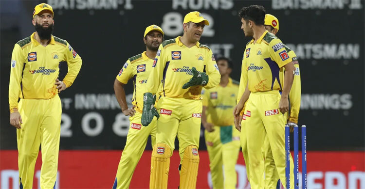 চেন্নাইয়ের প্লে-অফে খেলার সম্ভাবনা ৩ ভাগ, বাকিদের কী অবস্থা?