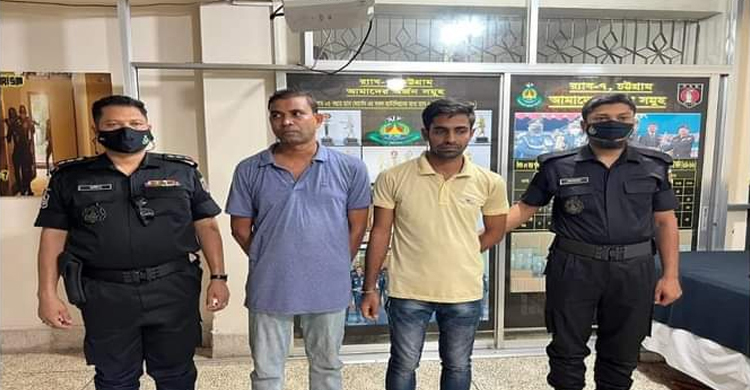 টিকিট কালোবাজারি: রেলওয়ে নিরাপত্তাবাহিনীর ২ সদস্য আটক