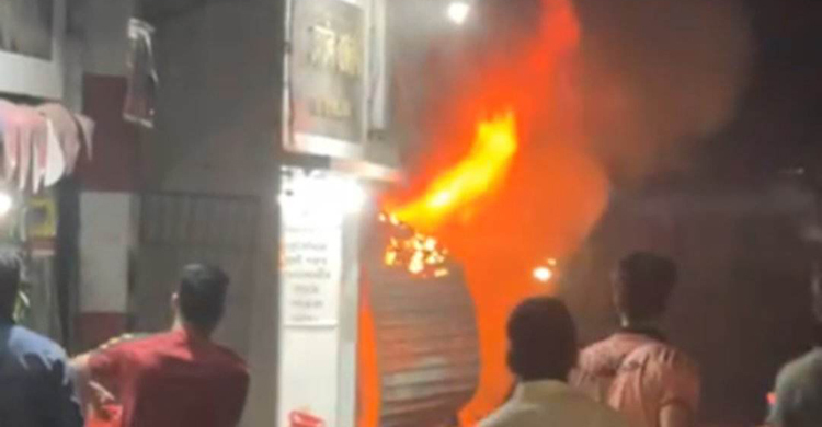 চট্টগ্রামে গ্যাস সিলিন্ডার বিস্ফোরণে আহত হোটেল কর্মচারীর মৃত্যু