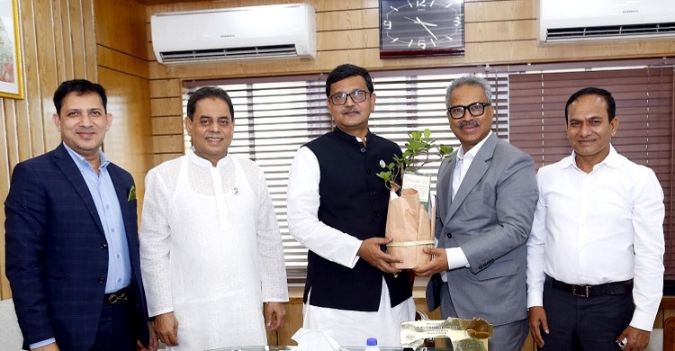 চট্টগ্রাম বন্দরের উন্নয়ন প্রকল্প দ্রুত শেষ করার অনুরোধ