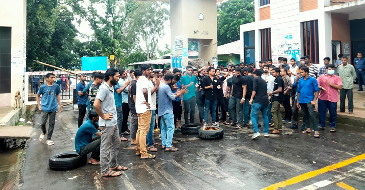 ছাত্রলীগের এক কমিটিতেই ৬৯ সহ-সভাপতি