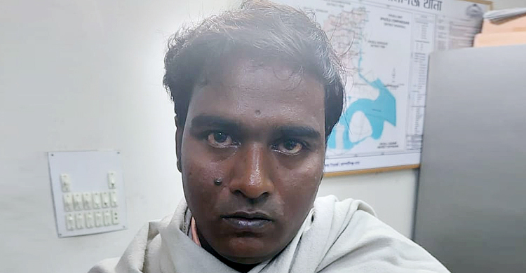 নোয়াখালীতে আন্তঃজেলা ডাকাত সর্দার গ্রেফতার