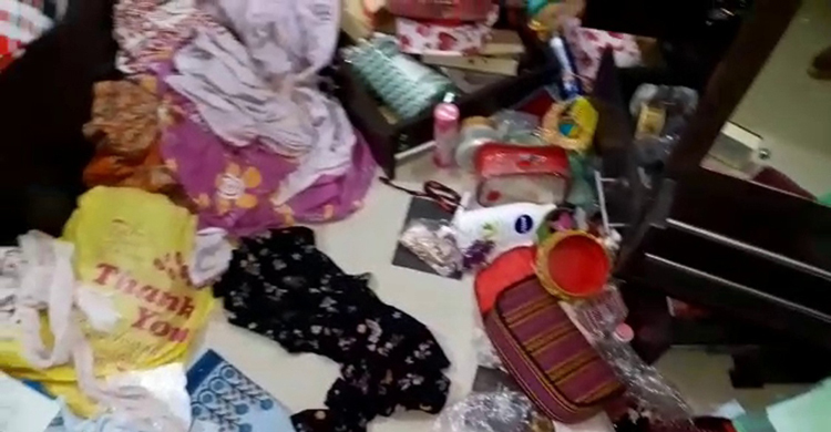 একসঙ্গে পাঁচ বাড়িতে ডাকাতি, গুলিবিদ্ধ ৩