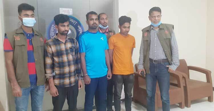 ‘কোটি টাকা’ হাতিয়ে আত্মগোপনে, হলো না শেষ রক্ষা