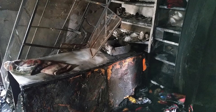 নারায়ণগঞ্জে আগুনে দগ্ধ আরও দুইজনের মৃত্যু
