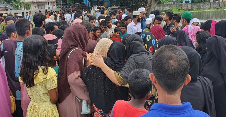 পুকুরে ভাসছিল কিশোরীর মরদেহ, টিউশন শিক্ষক আটক