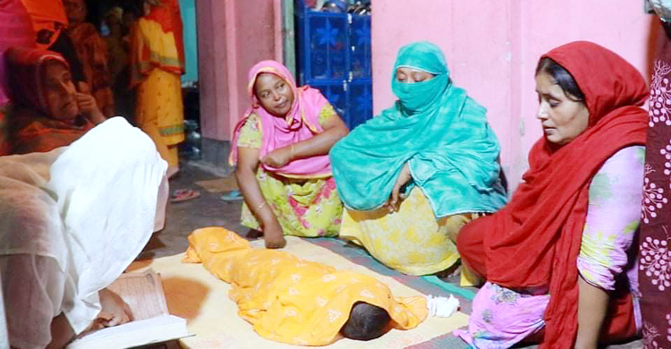 ইনজেকশন দেওয়ার পর খিচুনি দিয়ে শিশুর মৃত্যু, ক্লিনিকে ভাঙচুর