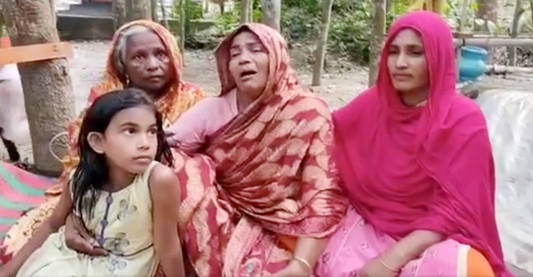 মাকে নিয়ে নতুন ঘরে থাকা হলো না আনসারের