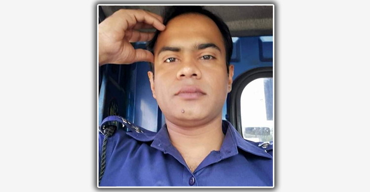 রাস্তার পাশে পড়ে ছিল এসআইয়ের মরদেহ