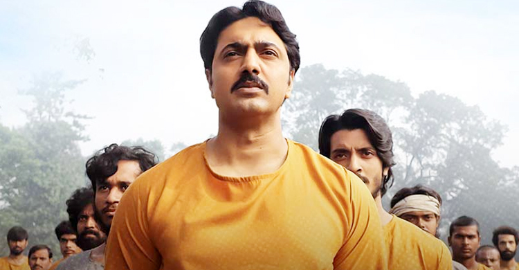‘গোলন্দাজ’ ছবির টিজার প্রকাশ, কিংবদন্তি ফুটবলারের ভূমিকায় দেব
