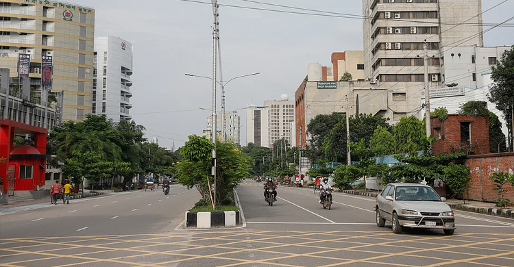 আগারগাঁওয়ে হলিডে মার্কেট উদ্বোধন