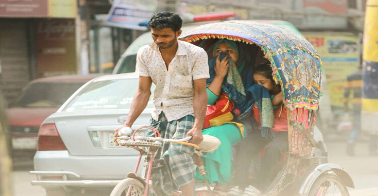 Dhaka’s polluted air makes Covid fight harder