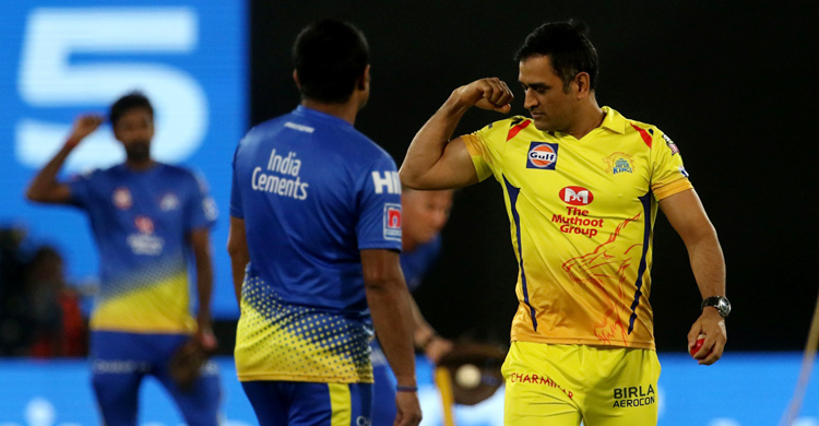 ২০২১ সালের আইপিএলেও খেলবেন ধোনি