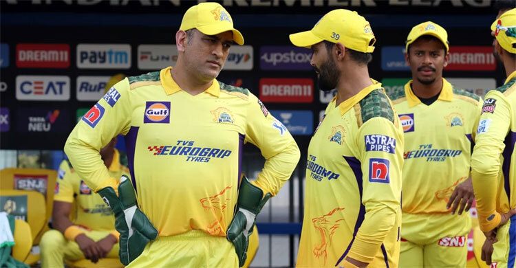 ‘সব তো চামচে তুলে খাওয়ানো যায় না’ - জাদেজাকে নিয়ে ধোনি