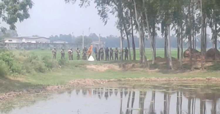 পতাকা বৈঠকের পরও নিহত স্কুলছাত্রের মরদেহ ফেরত দেয়নি বিএসএফ