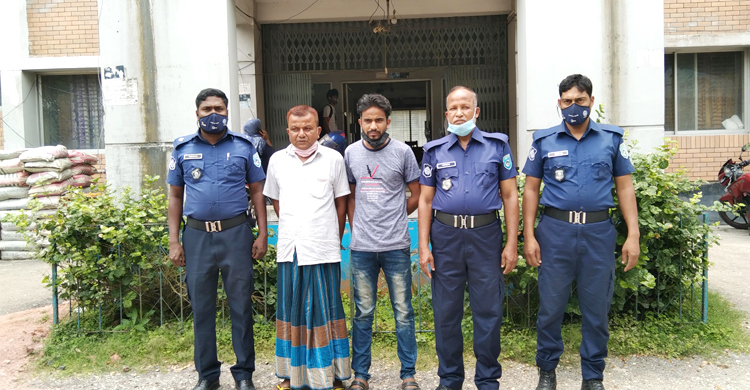 ছাগল চুরির অপবাদে নির্যাতন : ঢাকায় পালানোর সময় গ্রেফতার ২
