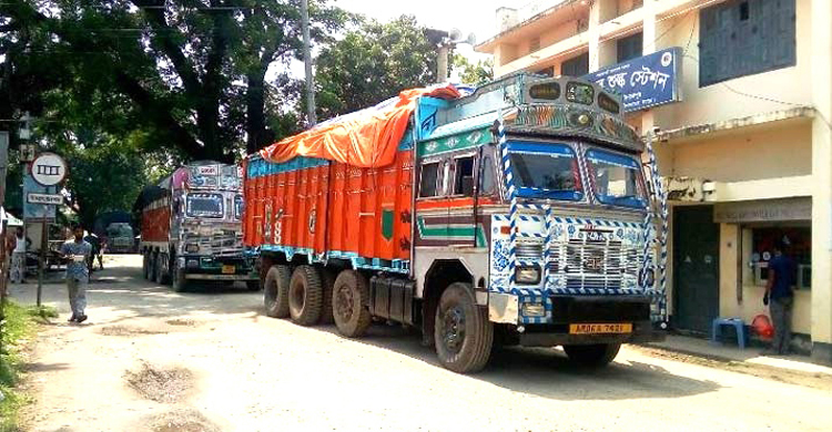 ৮ দিন পর হিলি দিয়ে আমদানি-রপ্তানি শুরু