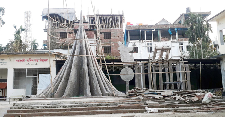 দিনাজপুরের স্কুলে আরেক ‘স্মৃতিসৌধ’