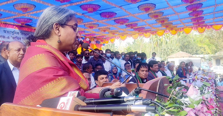 আমরা পড়াশোনাটা একটু বদলাতে চেষ্টা করছি: শিক্ষামন্ত্রী