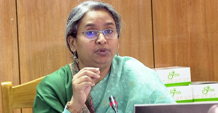 শিক্ষার্থীরা মানলেও অভিভাবকরা স্বাস্থ্যবিধি মানছেন না