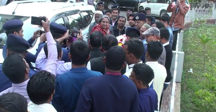 বিএনপি সব সময় নির্বাচনকে বিতর্কিত করার চেষ্টা করে : দীপু মনি