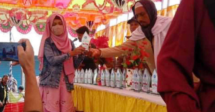 বন্ধুর সঙ্গে মোটরসাইকেলে ঘুরতে গিয়ে প্রাণ গেলো ছাত্রীর