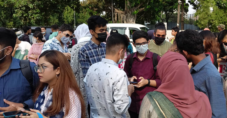 বঙ্গবন্ধু সামরিক জাদুঘরের টিকিট কাউন্টারে বিক্রির দাবি