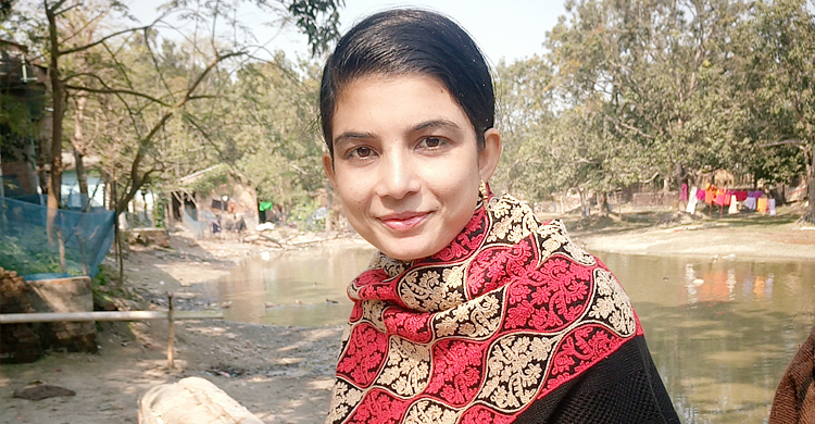 বাড়ি থেকে পুলিশ সদস্যের স্ত্রীর লাশ উদ্ধার