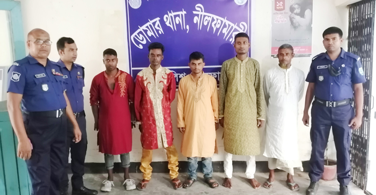 বিয়েবাড়িতে ২০ টাকা বকশিশ দেওয়ায় মারামারি, বরসহ কারাগারে ৫