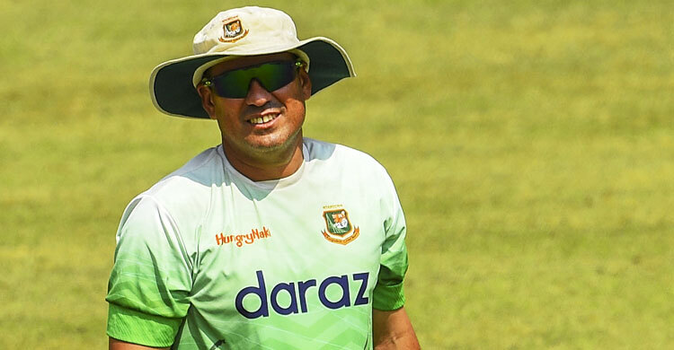 বাংলাদেশ কোচের লক্ষ্য ৫২০ রান!