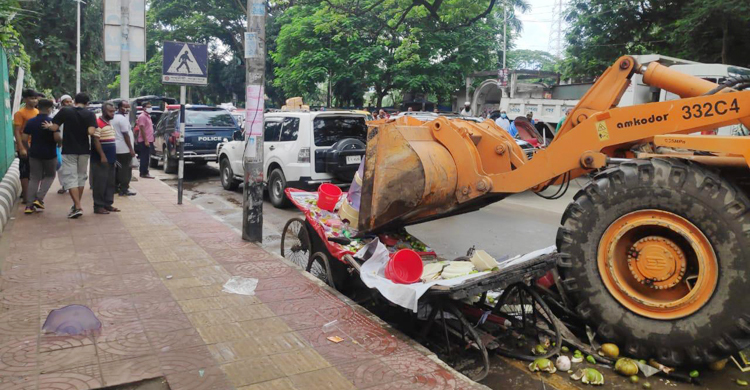 ডিএসসিসির অভিযানে ৭০ হাজার টাকা জরিমানা, ২ জনের কারাদণ্ড