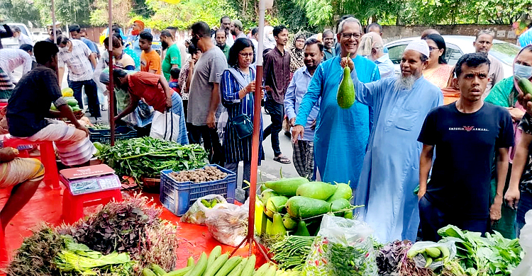 ইস্কাটনে এলাকাভিত্তিক কৃষকের বাজার চালু