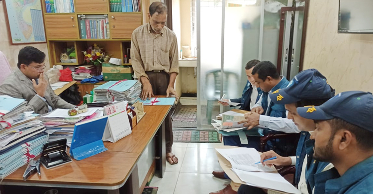 চসিকে বিনা টেন্ডারে মশার ওষুধ কেনায় ‘জালিয়াতি’