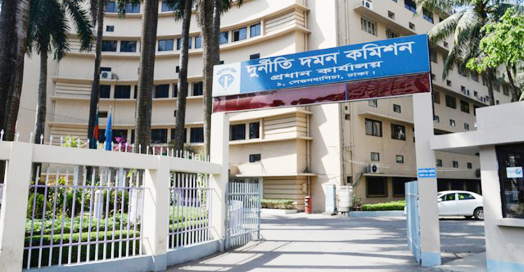 এনআরবি ব্যাংকের ৩ পরিচালকসহ চারজনকে দুদকে তলব