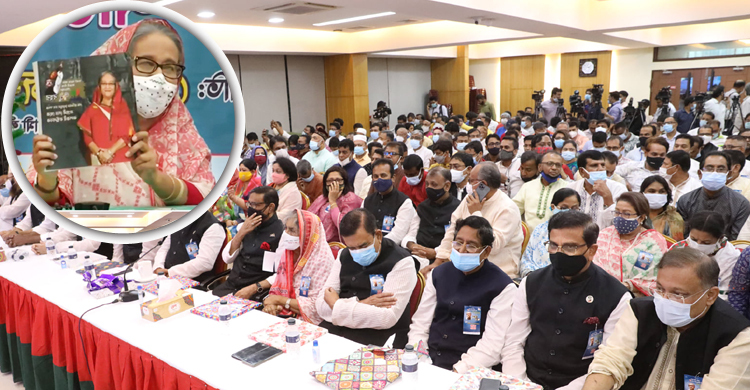 আ.লীগ হীরার টুকরো, ভাঙলে আরও জ্বলজ্বল করে : প্রধানমন্ত্রী