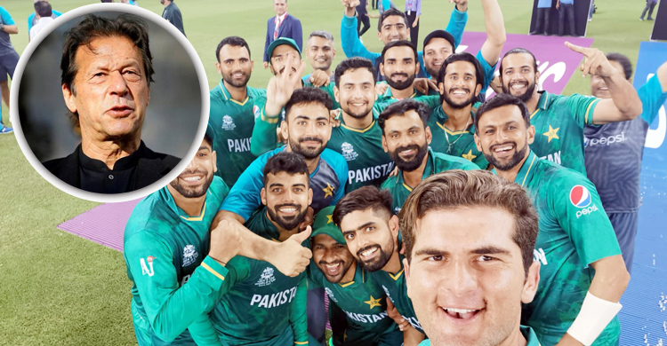 বাবরদের উদ্দেশ্য করে ইমরান, ‘দেশ তোমাদের জন্য গর্বিত’