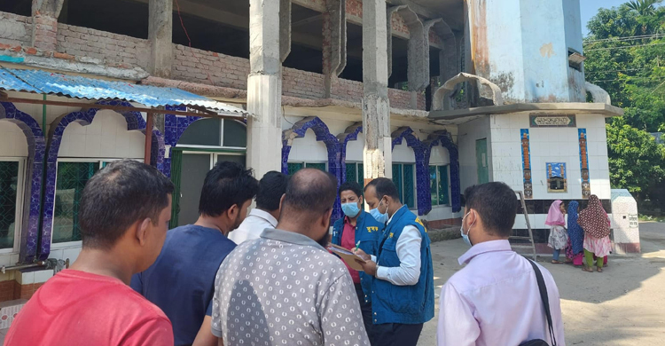 মসজিদ নির্মাণের টাকা আত্মসাতের অভিযোগে দুদকের অভিযান